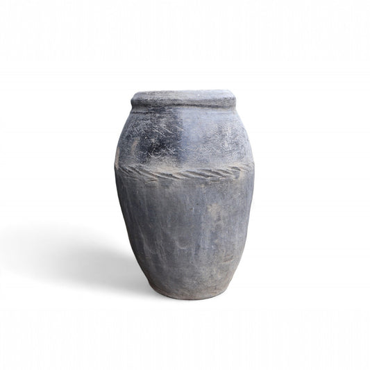 Clay Pot Black