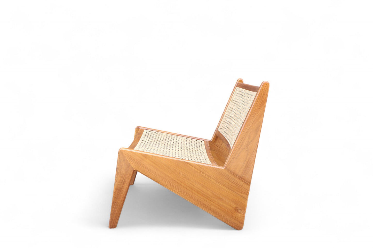 Kangaroo Teak Rattan Relaxing Lounge Chair